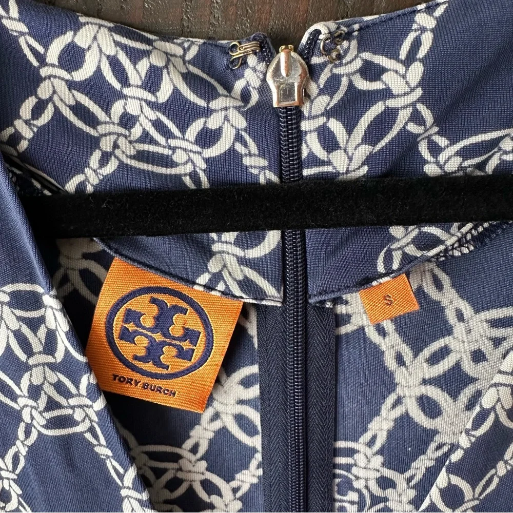 TORY BURCH Navy Blue “Nicola” Chain Print Jersey 100% Silk Knit Dress Size S